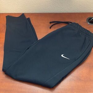 Nike Club Men’s Training Joggers Black Size XL CJ1616-010